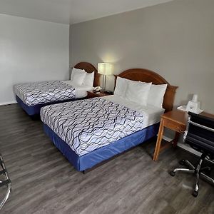 Double Room Two Double Beds Non-Smoking